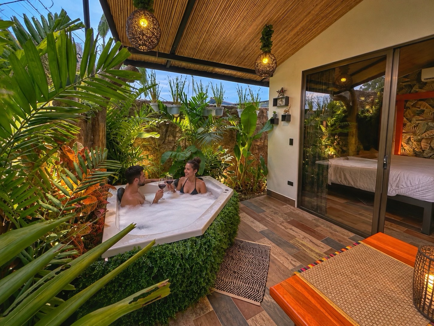 Jacuzzi privado de The Green Buddha